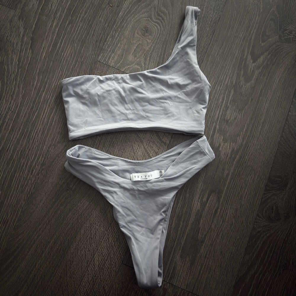 Tea you one shoulder bikini
